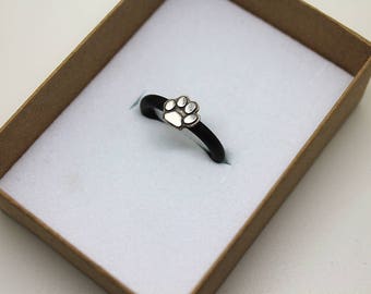 Silver and black rubber paw ring, silver paw ring, animal jewelry, gift for animal lovers.