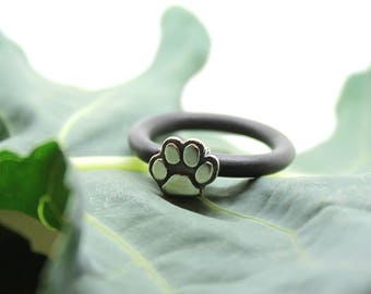 Silver and black rubber paw ring, silver paw ring, animal jewelry, gift for animal lovers.