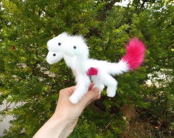 Lalka-figurka Hydra Dragon, ruchoma, biało-różowa, fantasy, zwierzęca, sztuczne futro, Jerseydays, dekoracja, maskotka, cosplay, pluszowa mitologia
