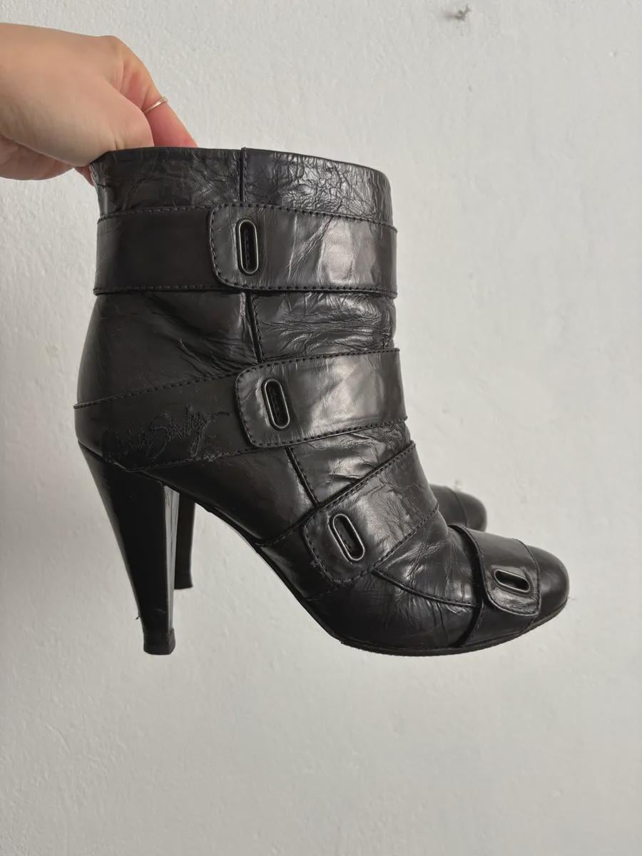 【MISS SIXTY】Belted boots Miss Sixty clip detail boots – Vival Studios