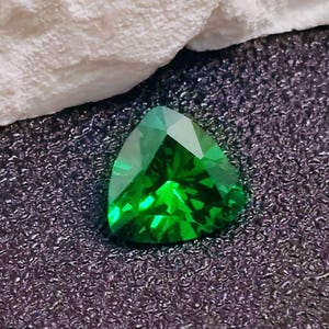 Emerald Triangular Faceted Gemstone Trilliant Cut Medium Green Emerald Gem Multiple Sizes to Choose C28E
