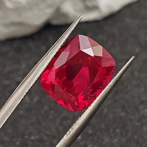 Rubí de corte rectangular, grado AAA, facetado, talla cojín, rubí rojo vivo, varios tamaños a elegir, C26R