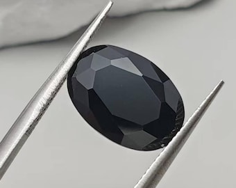 Piedra preciosa de espinela negra natural facetada ovalada en forma de huevo, ideal para fundición en cera C75L