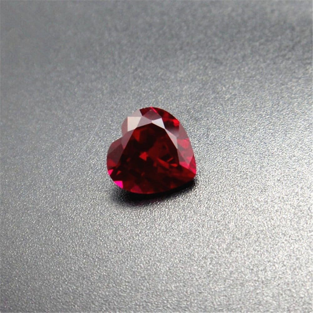 Heart shaped ruby best sale