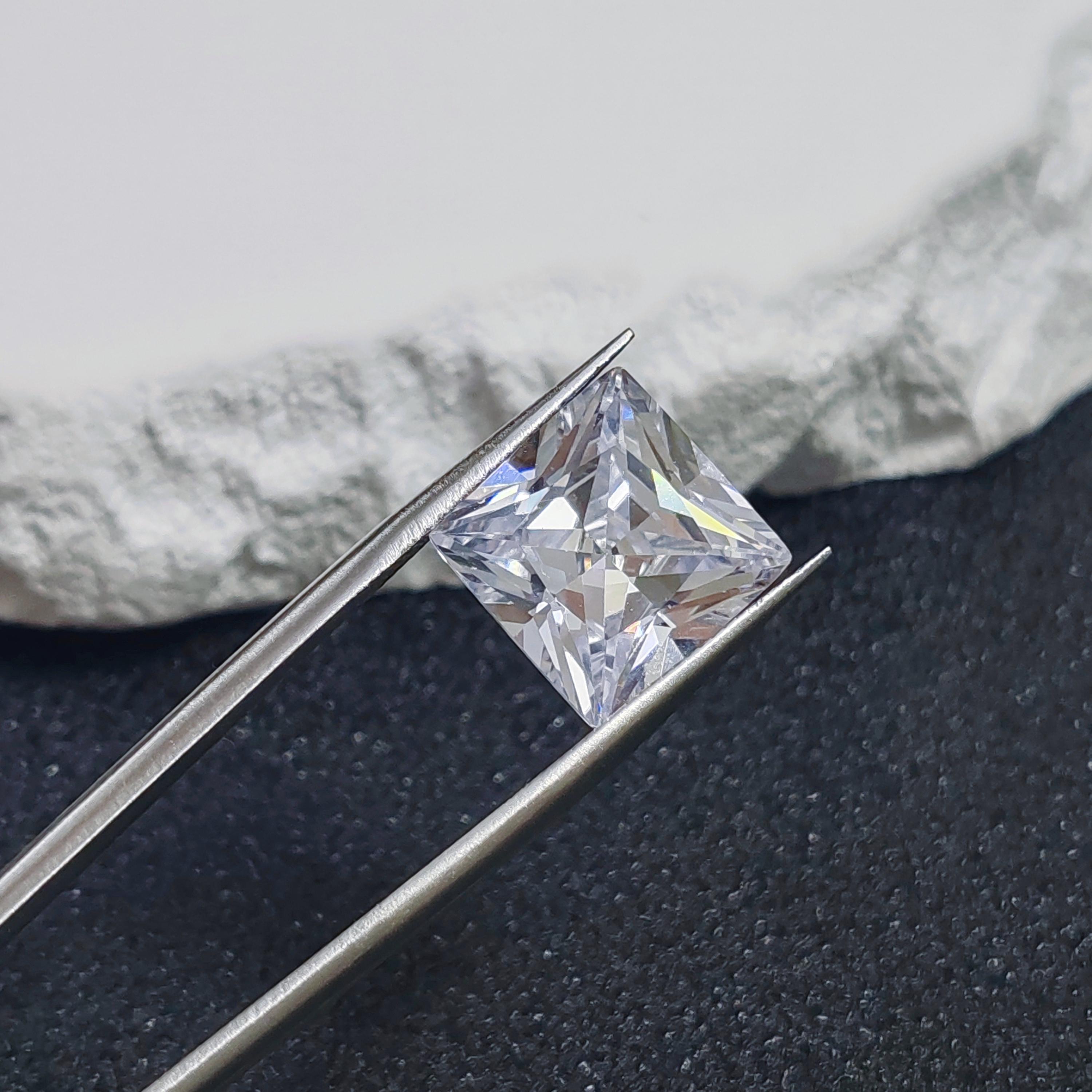 Grade AAA Cubic Zirconia Square Faceted Gemstone Princess Cut