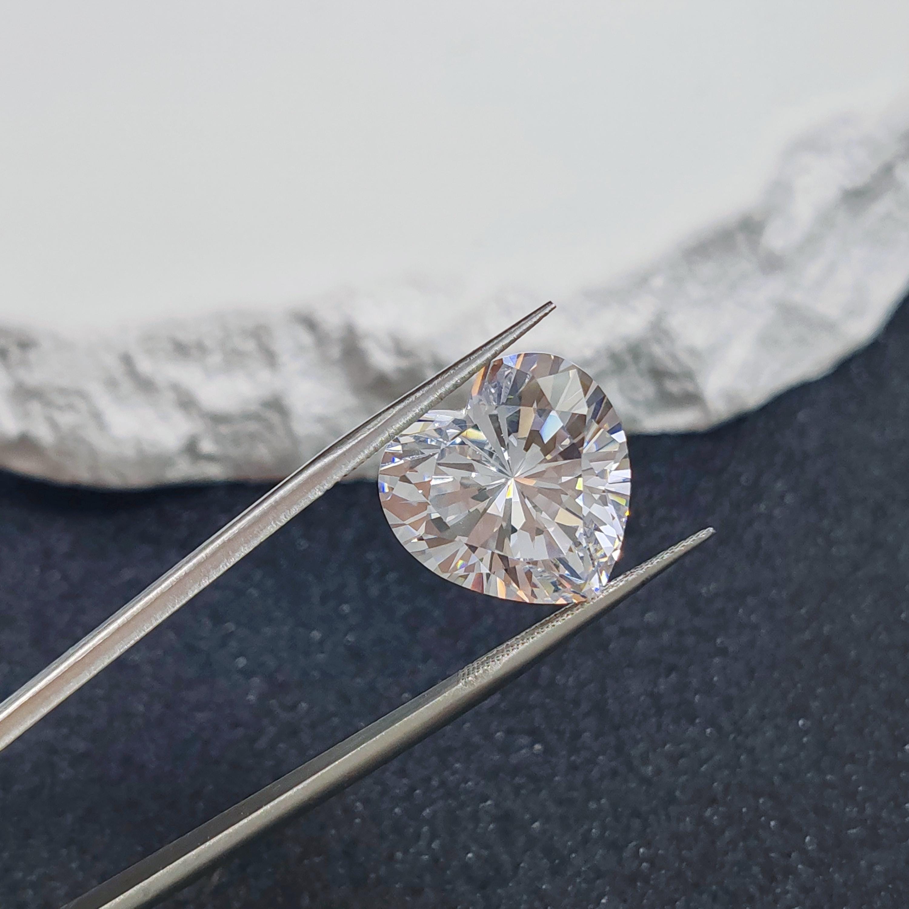 Grade AAA Cubic Zirconia Heart Shape Faceted Gemstone Heart