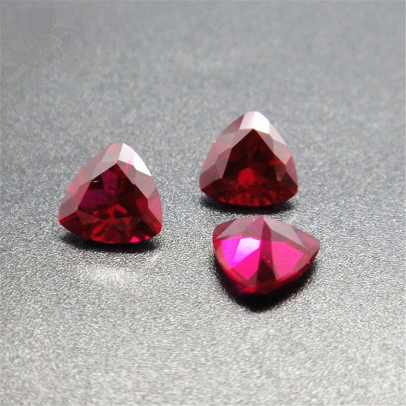 Ruby Trillion Faceted Gemstone Trilliant Cut Blood-red Ruby - Etsy