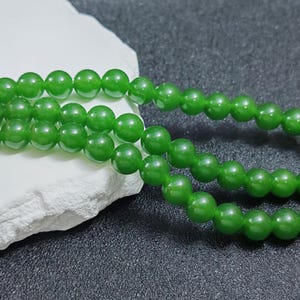 Grade A Natural Dark Green Jade Beads 6mm 8mm 10mm 12mm Smooth Polished Round 15 Inch Strand JA05 Wholesale Beads image 2