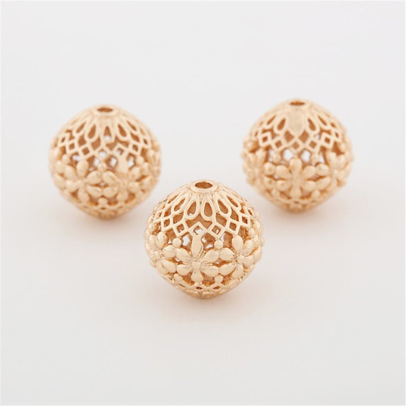 10 pcs Gold Plated Brass Beads Openwork Round Spacer Beads Carved Flower Beads 14mm BS020