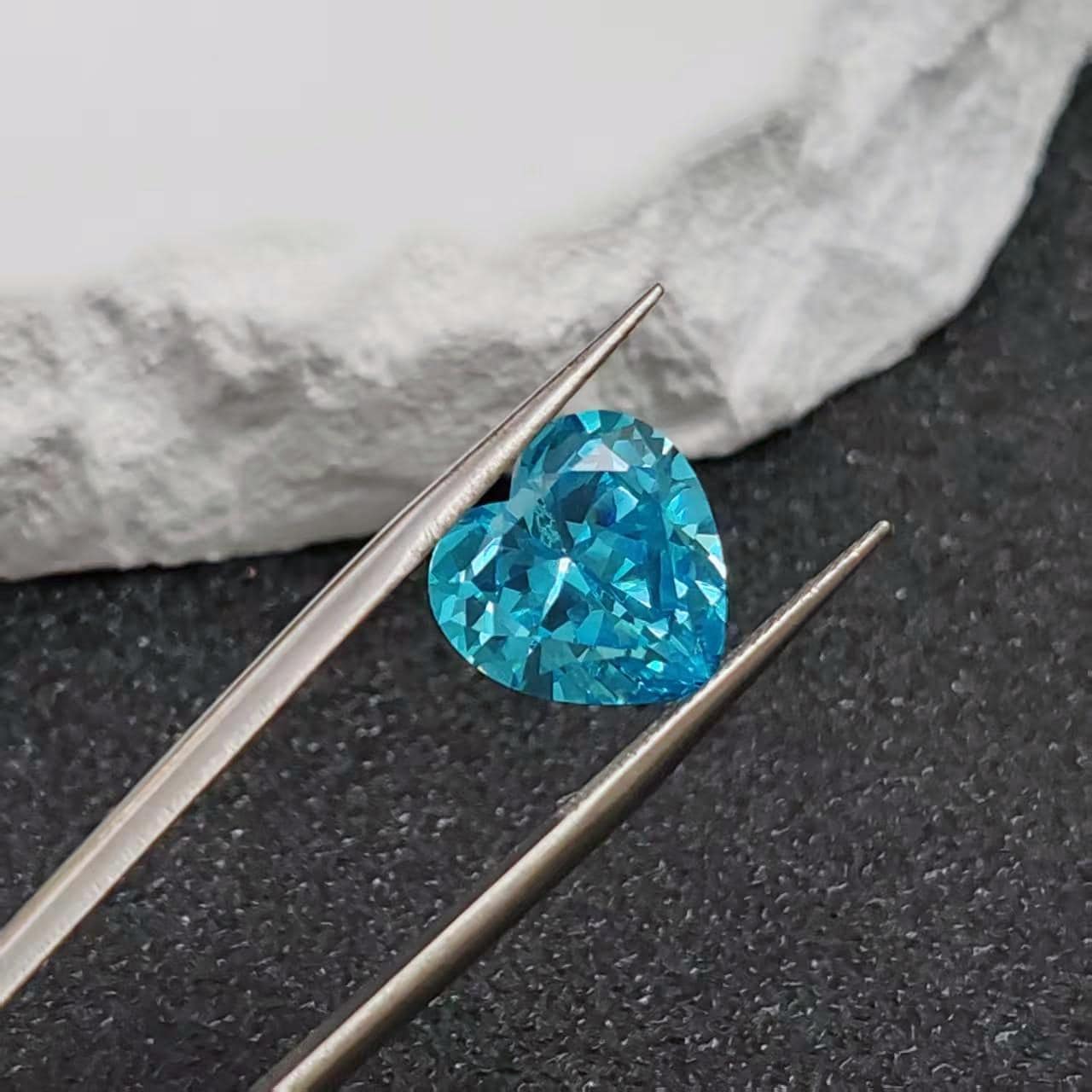 アクアマリン ハートシェイプ ファセットカット 宝石 ハートシェイプ