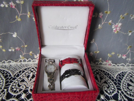 Coldwater Creek Ladies Watch White Coldwater Creek Wrap Watch Women Silver Tone Square White  main image 2