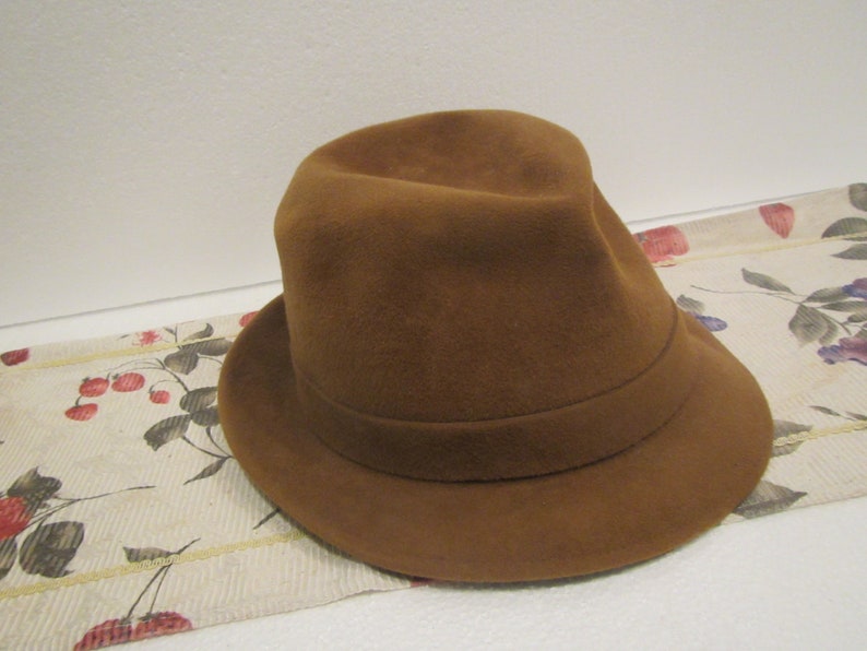 Fedora ** brown ** Always a Standard of Quality ARTEL BEAVER HAT size 7 18 **