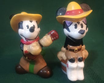 Disney Cowboy Mickey and Minnie Mouse Salt and Pepper Shakers* Vintage* 2B