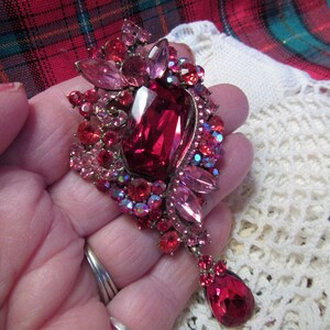 vintage Red  and Pink Faux Stones Brooch Pendant with Goldtone Settings