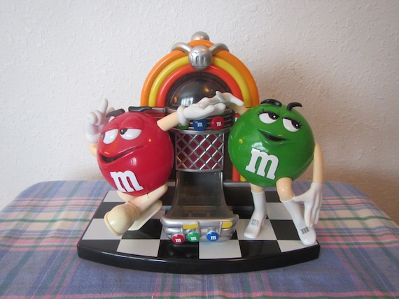 M & M ROCK'N ROLL Dispenser ** Red Guy and Green Girl M and Ms