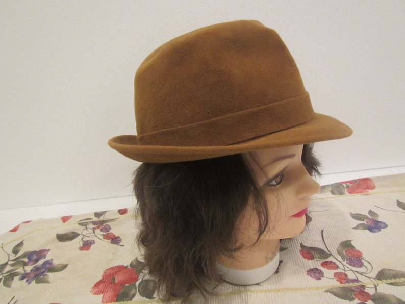 Fedora ** brown ** Always a Standard of Quality ARTEL BEAVER HAT size 7 18 **