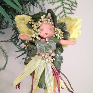 Garden Flower Fairies yellow wings