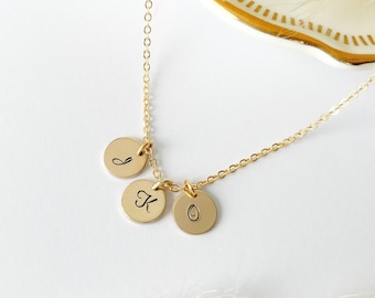 Custom Initial Charm Necklace, Personalized Gift for Mother, Gold Letter Pendant, New Mom Gift, Multi Disc Charm Name, Family Necklace