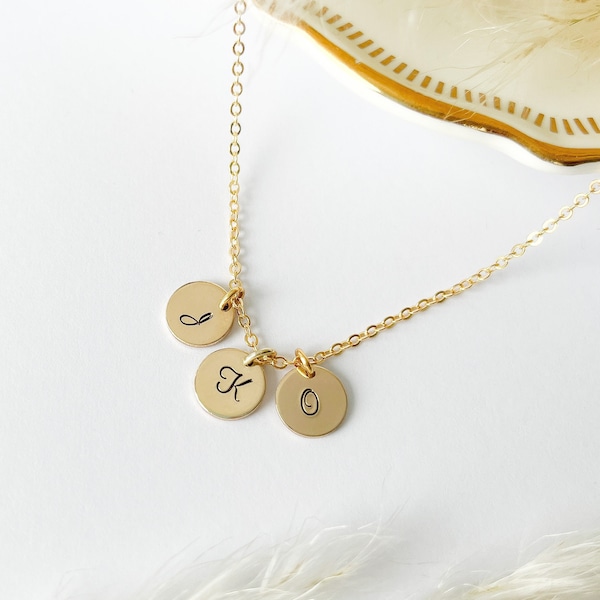 Custom Initial Charm Necklace, Personalized Gift for Mother, Gold Letter Pendant, New Mom Gift, Multi Disc Charm Name, Family Necklace