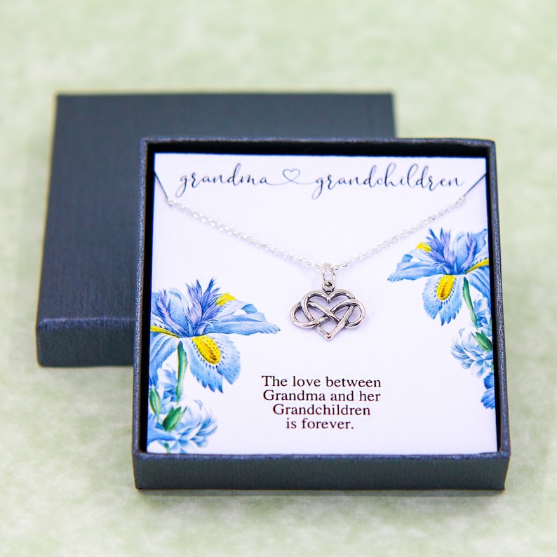 Grandma Necklace Grandma Gift Gift for Nana Jewelry for Family Nana Necklace Grandmother and Granddaughter Necklace Gift for Grandma