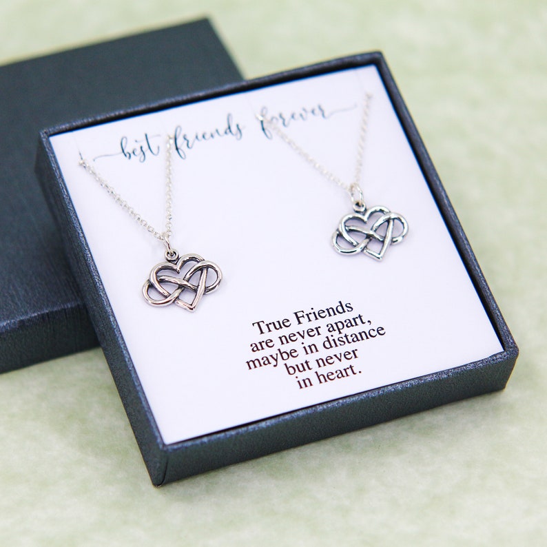 my sisters birthday necklace