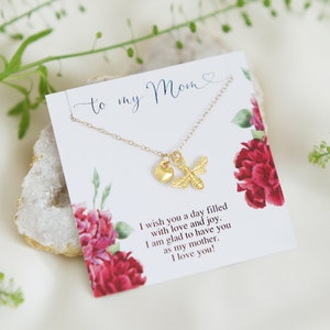 Gold Honey Bee Necklace, New Mom Gift, Mothers Day Gift, Mom to be, Birthday Gift for Mom, Queen Bee Necklace Gift for Moms, Mum Jewelry