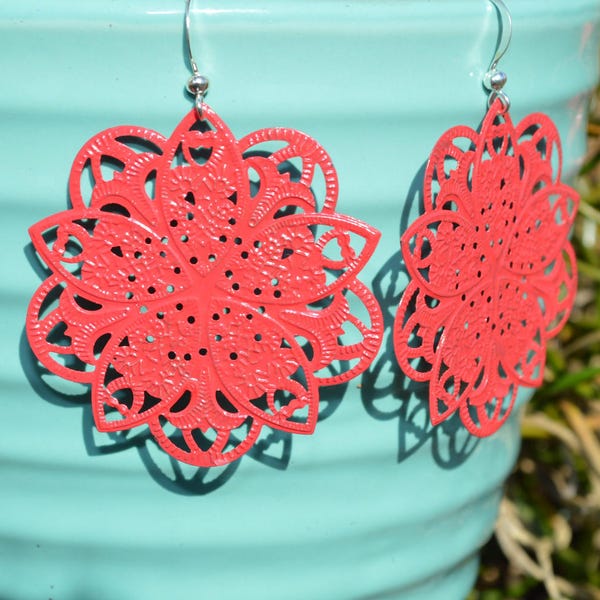 Hand Painted Red Coral Flower Dangle Filigree Metal Earrings, Boho Chic Style Bronze Earrings, Summer Beach Earrings, Women's Birthday Gifts