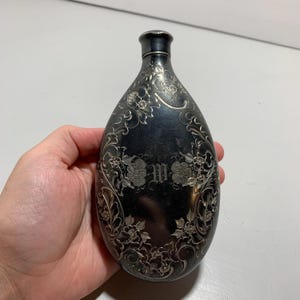 Vintage Derby Silver Company etched flask. Monogram M Floral. 48 1/2 marked