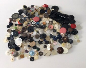 13 ounces Assorted Buttons multi color