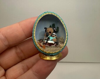 Vintage Mini Egg Diorama 1997 storyteller with desert Scene Inside.