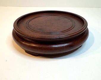 Vintage Chinese wood vase stand. pedestal display stand. plant stand