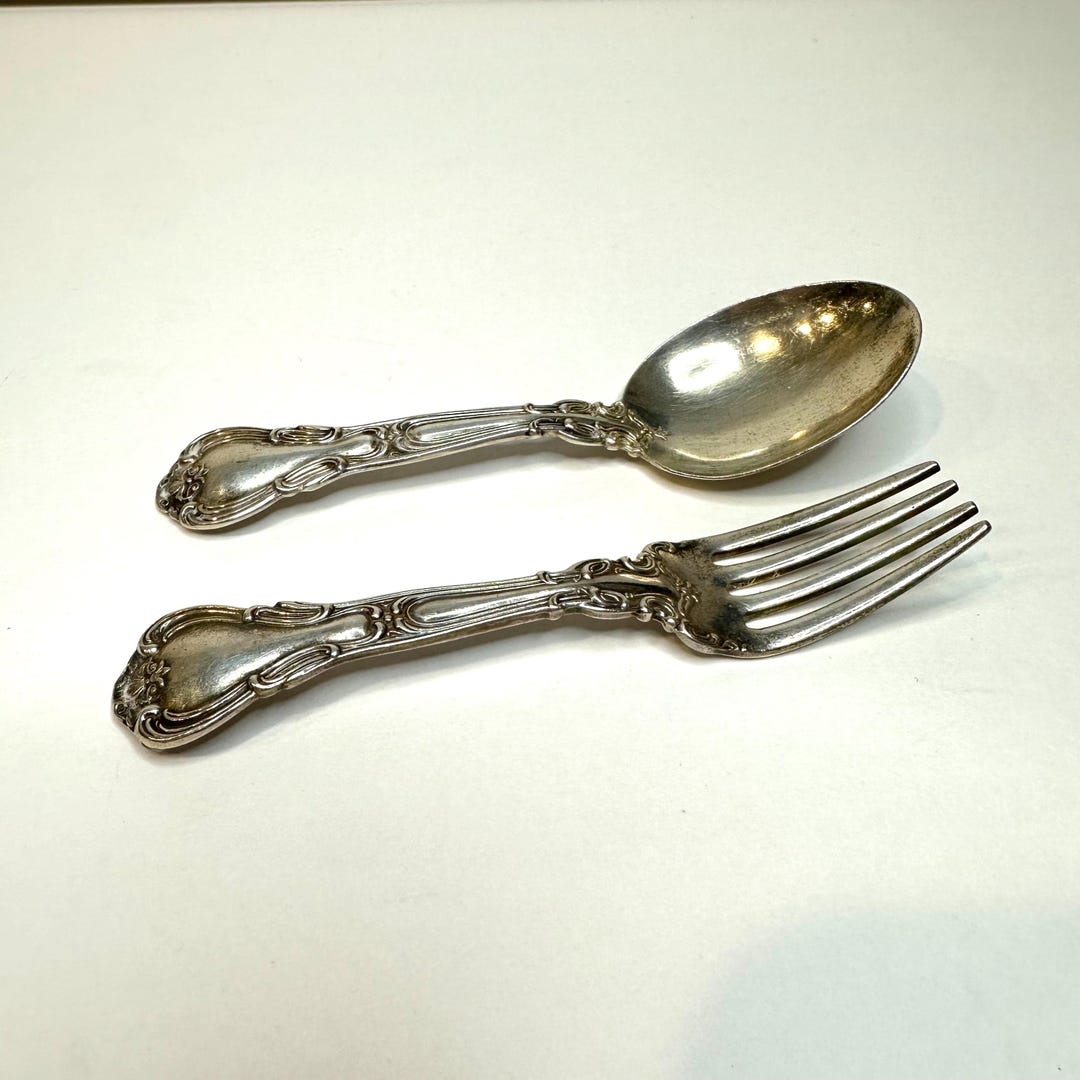 Antique Sterling Silver Spoon And Fork Set Chantilly Gorham Baby Spoon antique-sterling-silver-spoon-and-fork-set-chantilly-gorham-baby-spoon