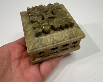 Vintage hand-carved green soapstone lidded trinket box. square box made from stone. leaf design stone Trinket Box. Jewelry box