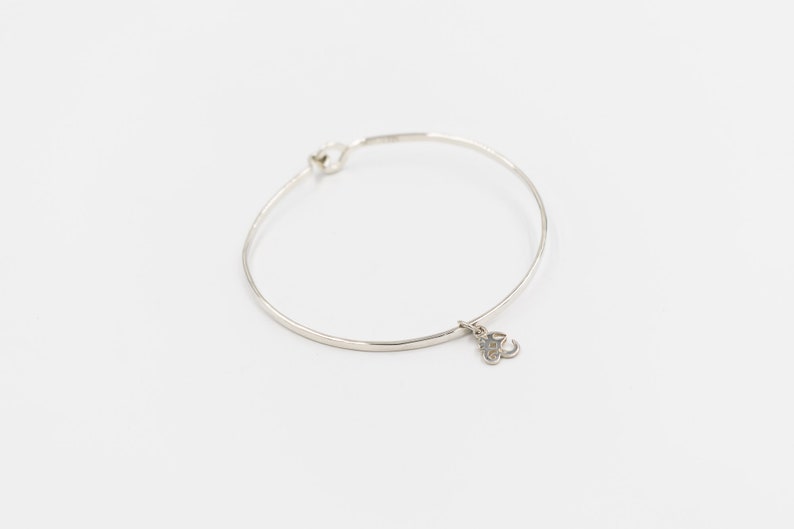 Namaste Bracelet Om Bracelet Zen Jewelry Sterling Silver Charm Bangle Yogi Jewelry Silver Charm Bracelet Hindu Jewelry Ohm Bracelet