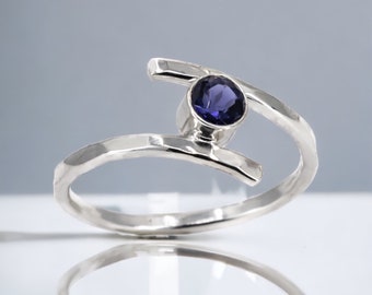 Iolite Ring, Minimalist Ring Silver, Sterling Silver Gemstone Ring, Minimalist Silver Ring, Stackable Ring, Iolite Jewelry