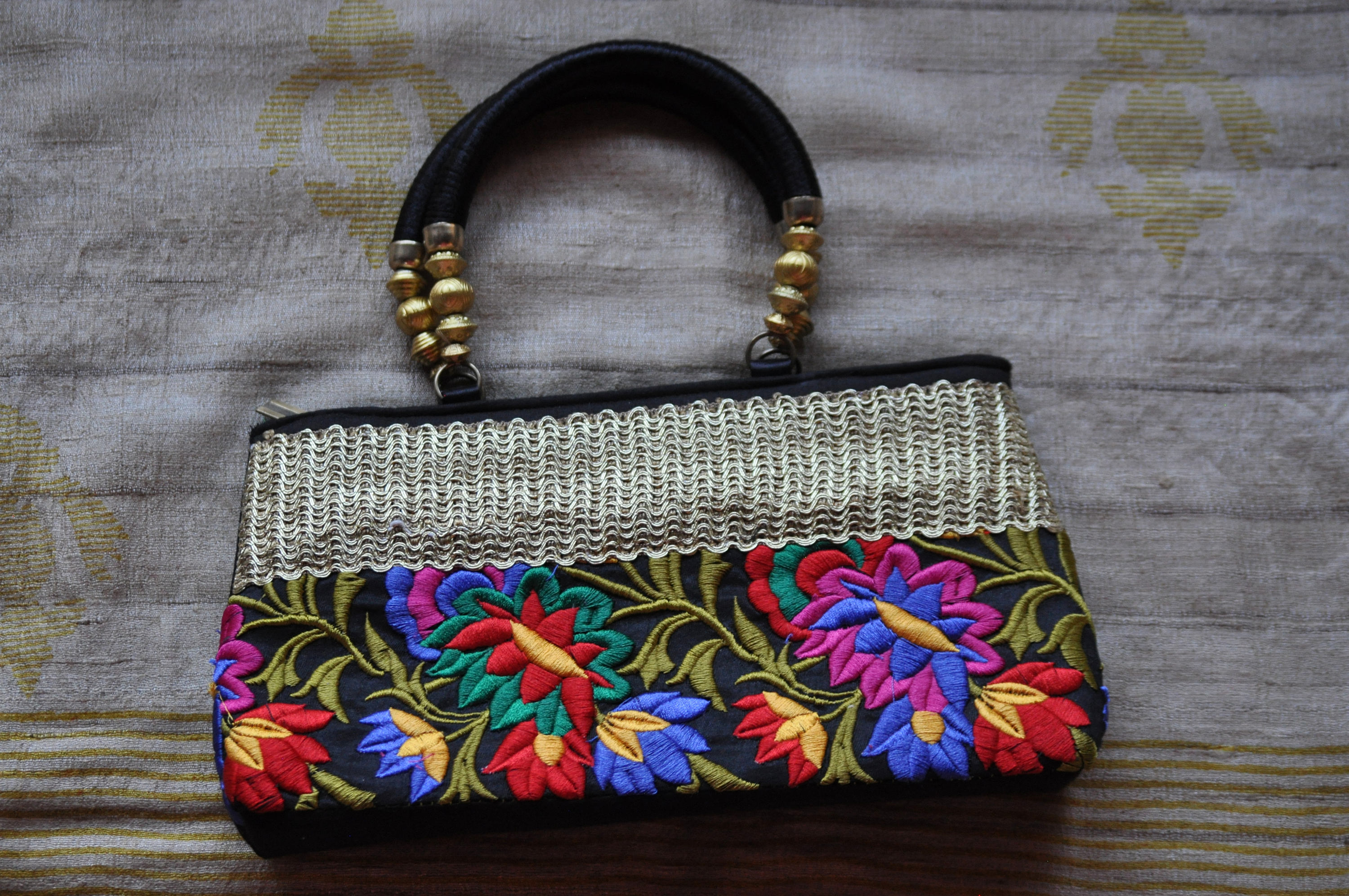 Embroidered Handbag Indian Lace Purse Indian Sari Bag Etsy