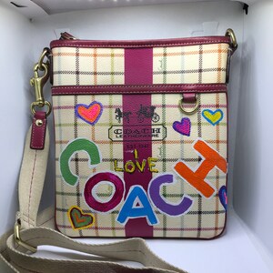 Coach heritage deals stripe pet carrier