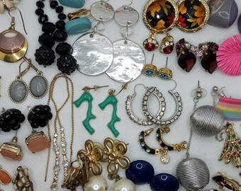 Sold at Auction: Designer 37pc Costume Jewelry Clip On Earring LOT