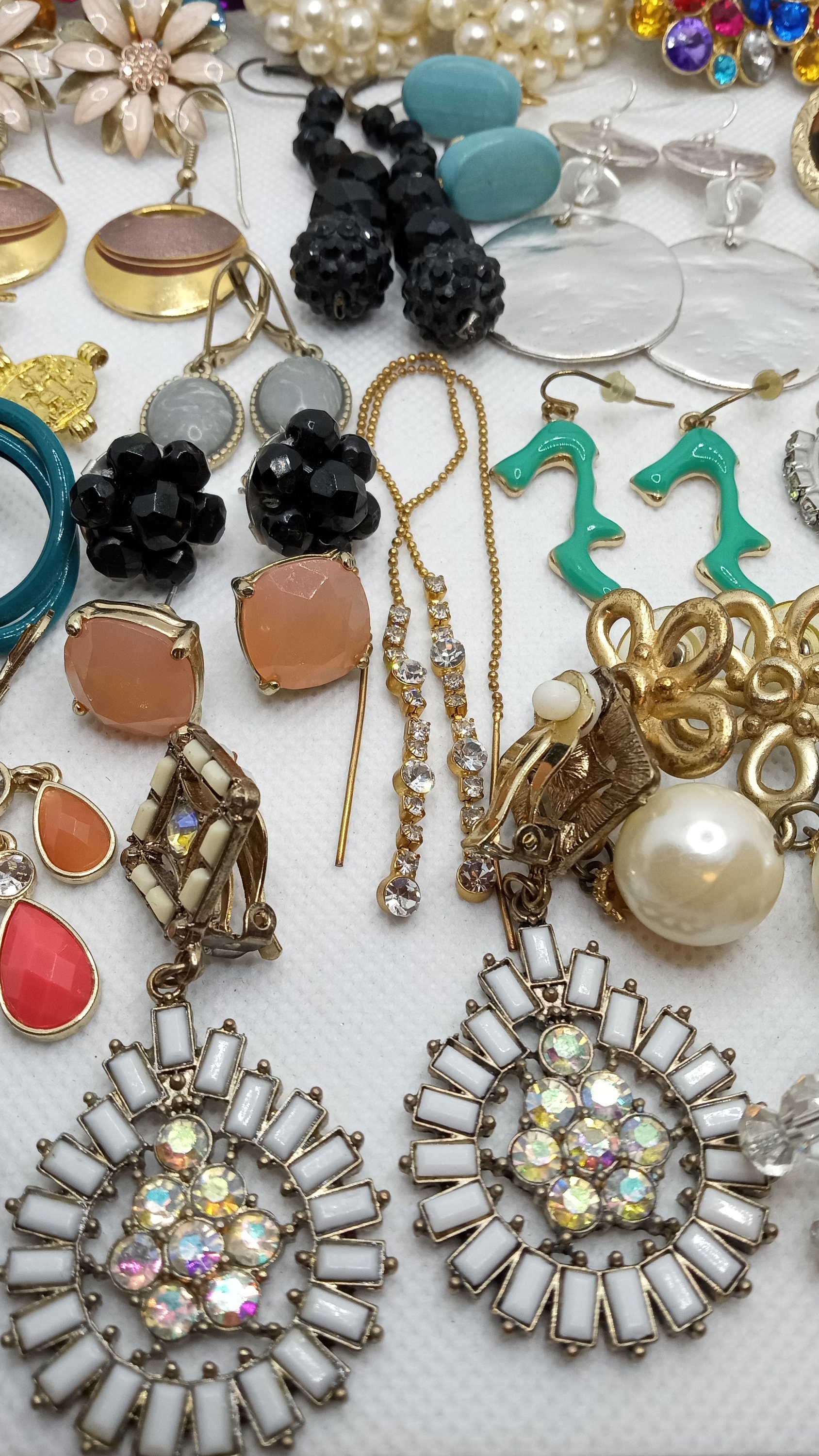 Sold at Auction: Designer 37pc Costume Jewelry Clip On Earring LOT