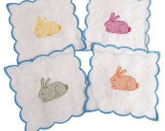 Scallop Edge Embroidered Cocktail Napkin Set of 4