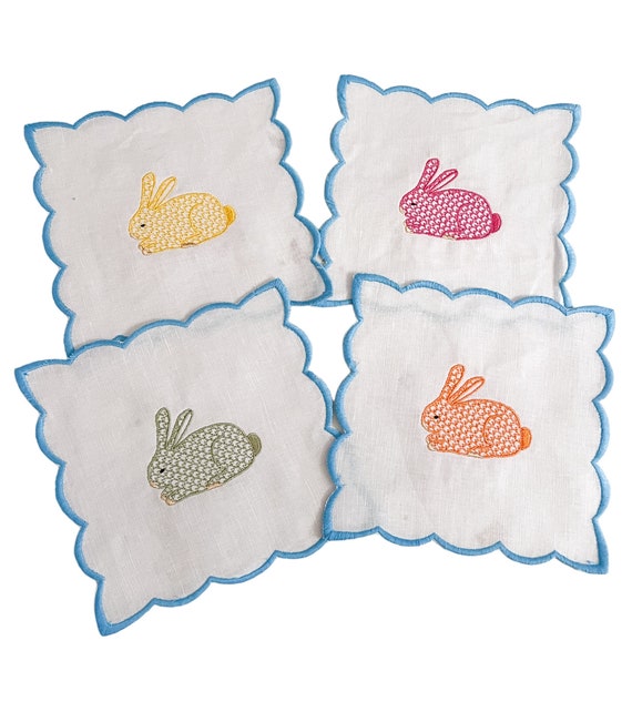 Scallop Edge Embroidered Cocktail Napkin Set of 4