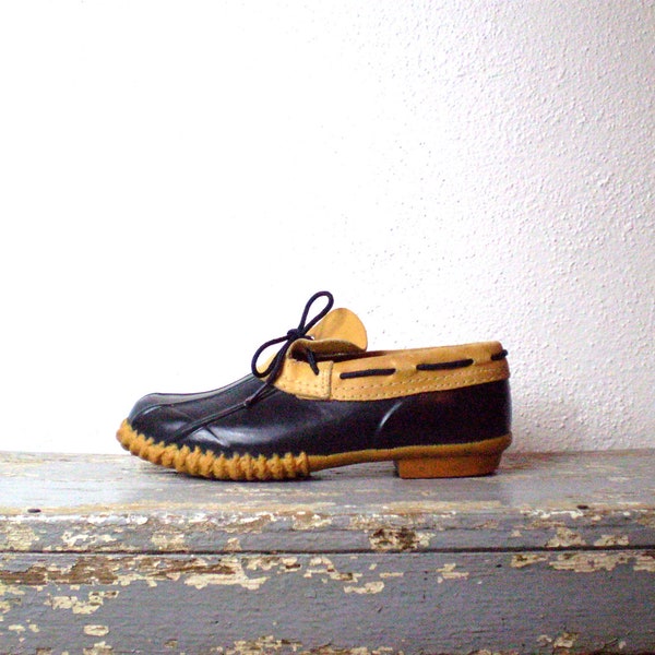 Classic Vintage Duck Shoes / Rain or Snow / Size 9.5