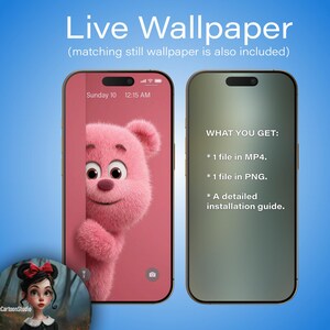 Könnte beinhalten: Zwei Smartphones vor blauem Hintergrund. Eines zeigt ein Live-Wallpaper mit einem rosa, pelzigen Bären. Das zweite Smartphone listet die Produktinhalte auf: 1 MP4-Datei, 1 PNG-Datei und eine Installationsanleitung. Text: „Live Wallpaper“.