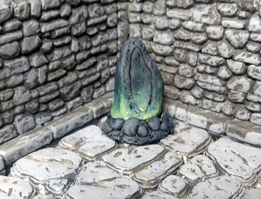 Runestone Waystone Miniature; Plastic 28 Mm Scale for Rpg's and ...