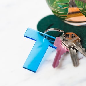 Llavero acrílico con inicial, llavero con alfabeto, llavero con inicial personalizado, llavero con letras personalizado