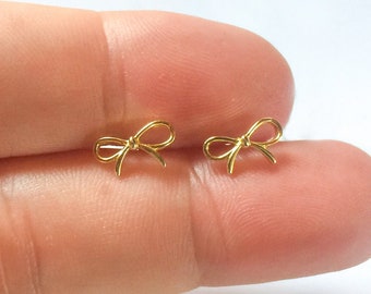 Bow Stud Earrings in 925 Sterling Silver or 18K Gold-Plated Silver – Mini Earrings – Women’s Earrings – Girls&#39; Earrings – Small Earrings