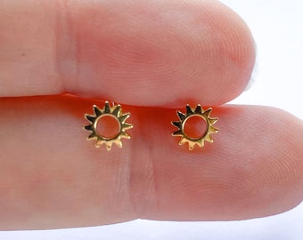 Sun stud earrings 925 sterling silver dainty studs, minimalist gold stud earrings