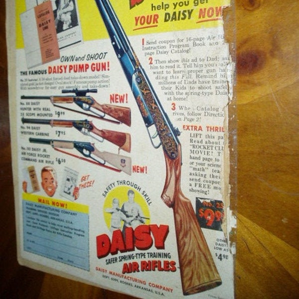 Golden Age Comic 50's Christmas Bugs Bunny 10 cents Daisy Rifle Ad