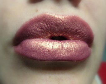 Romance - Duochrome Golden Pink Lip gloss - Fresh Handmade, Cruelty Free, Vegan