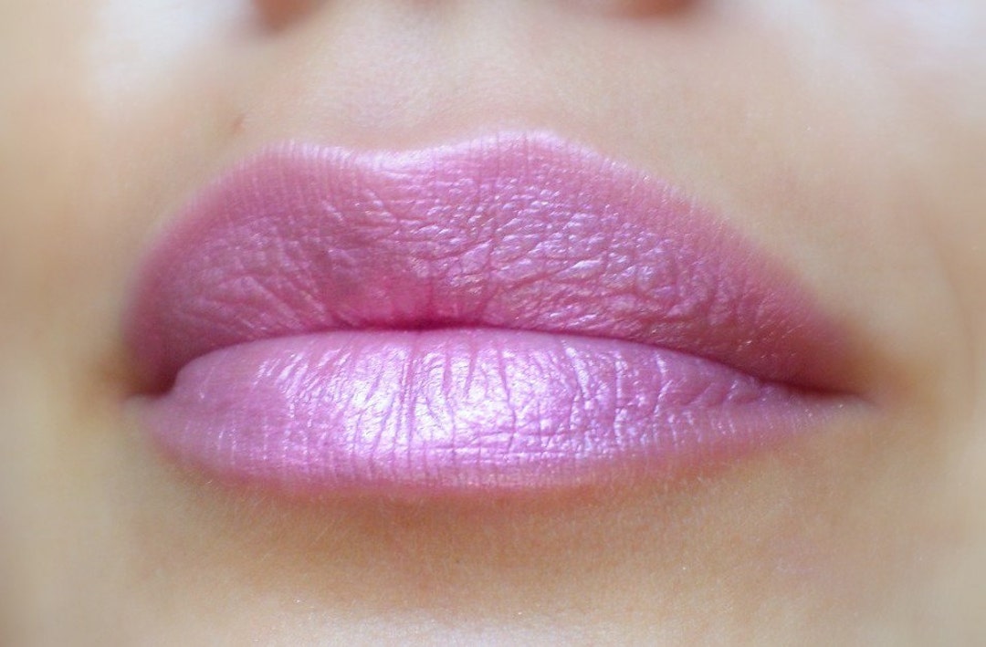 Lipstick - Naive main image 1